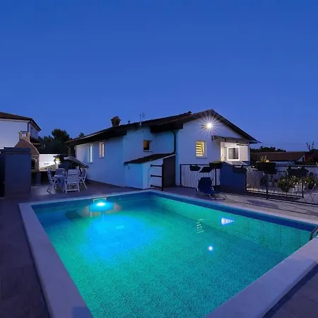 House Marinella Ferienhaus *